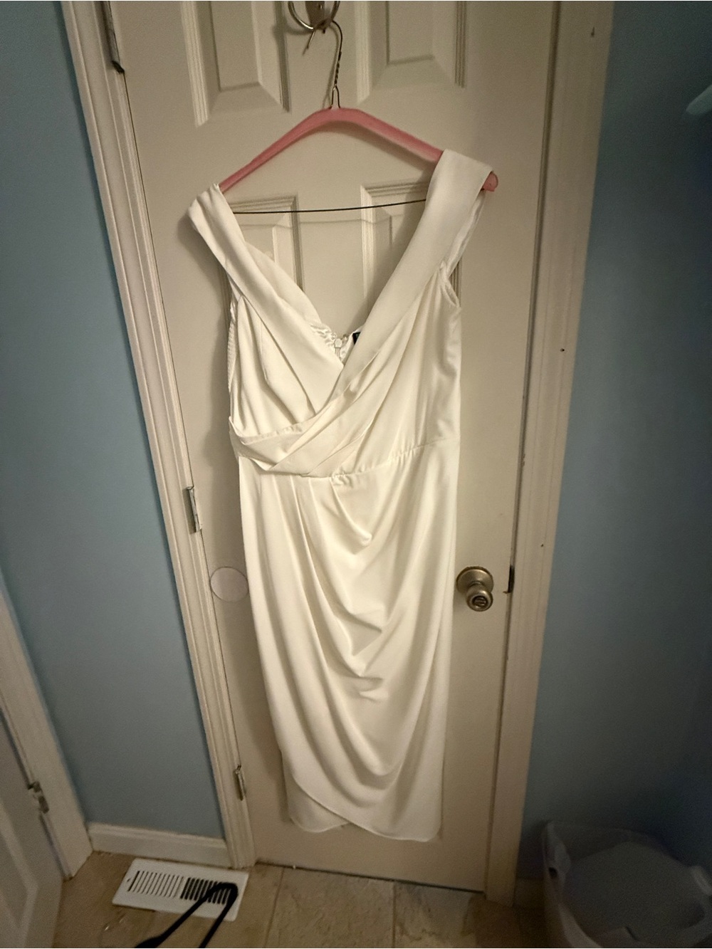 City Chic Ivory Draped V-Neck Wedding Dress